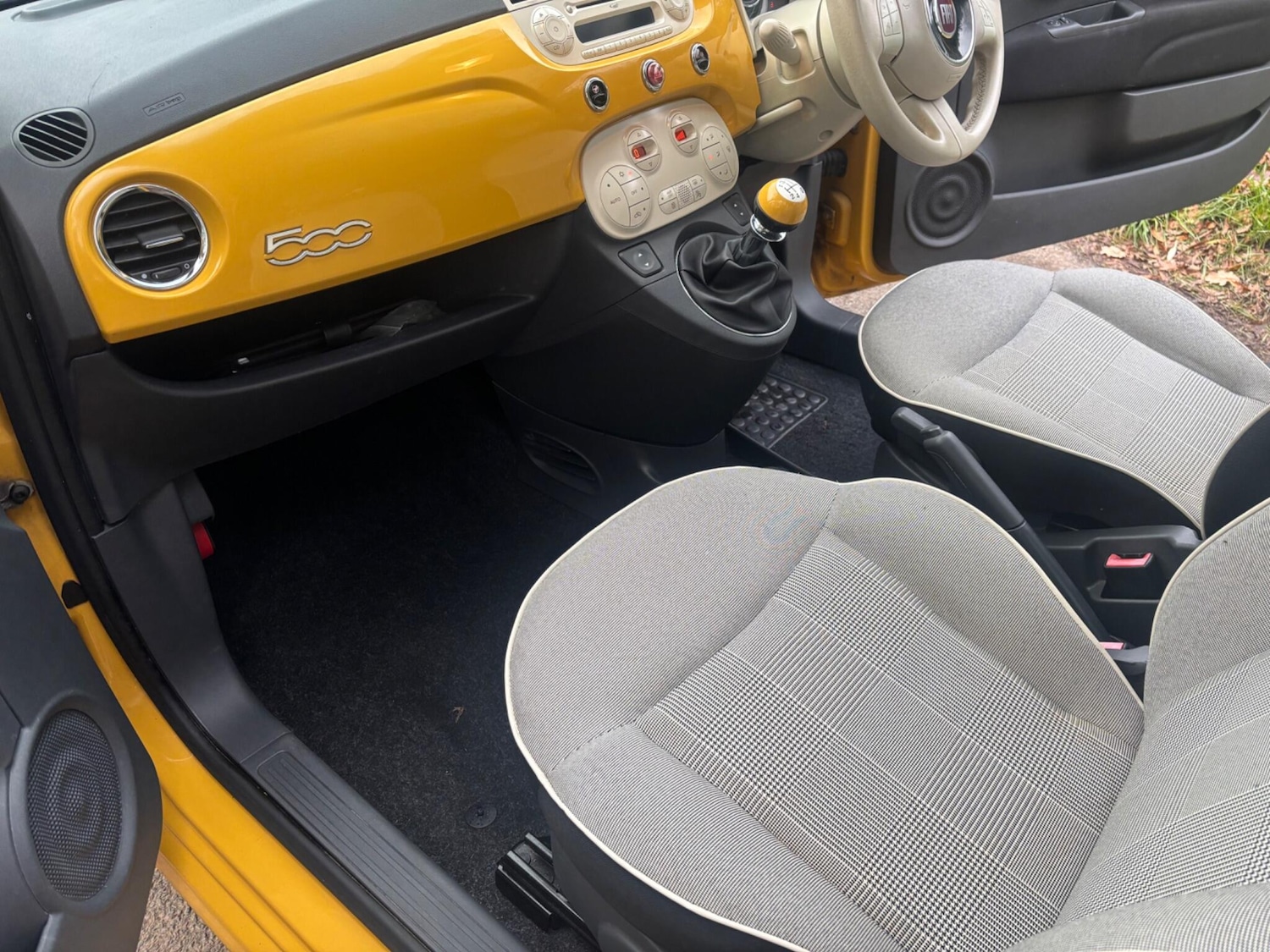 Used Fiat 500 2015 for sale - 76952618: Photo 24