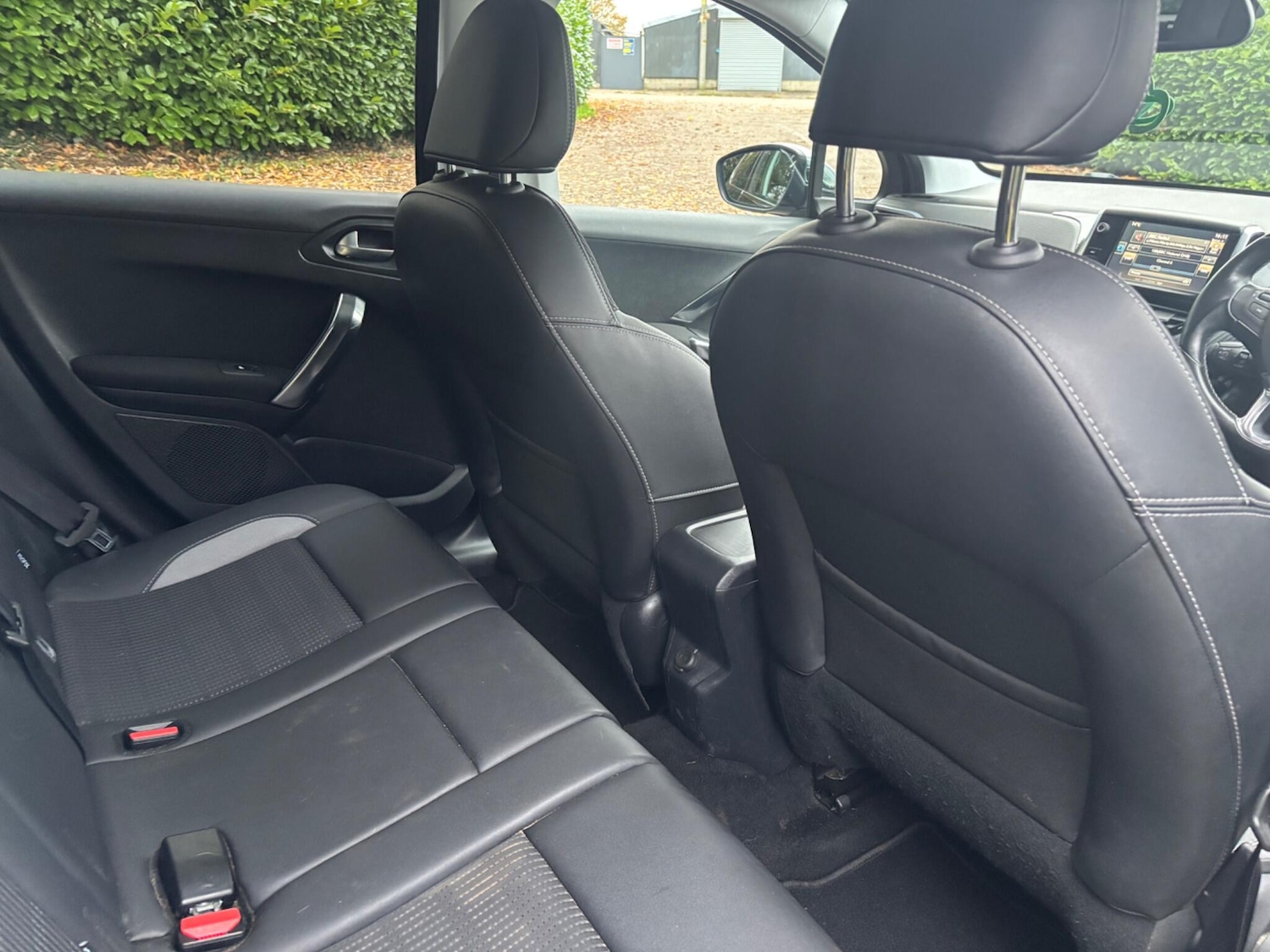 Used Peugeot 2008 2015 for sale - 76689225: Photo 17