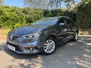 Used Renault Megane 2017 for sale - 79544083: Photo