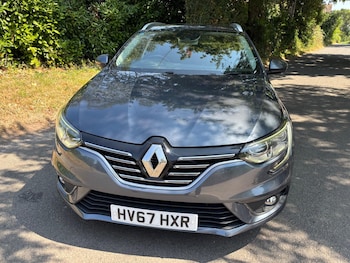 Used Renault Megane 2017 for sale - 79544083: Photo