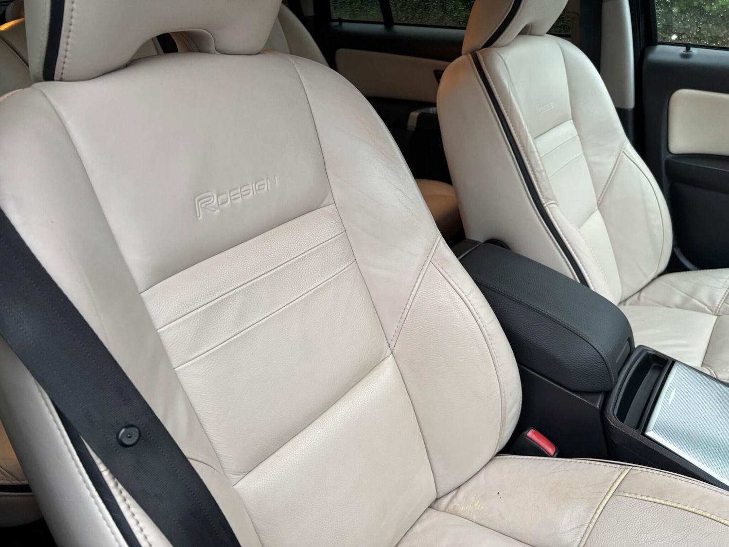 Used Volvo XC90 2011 for sale - 77216064: Photo 18