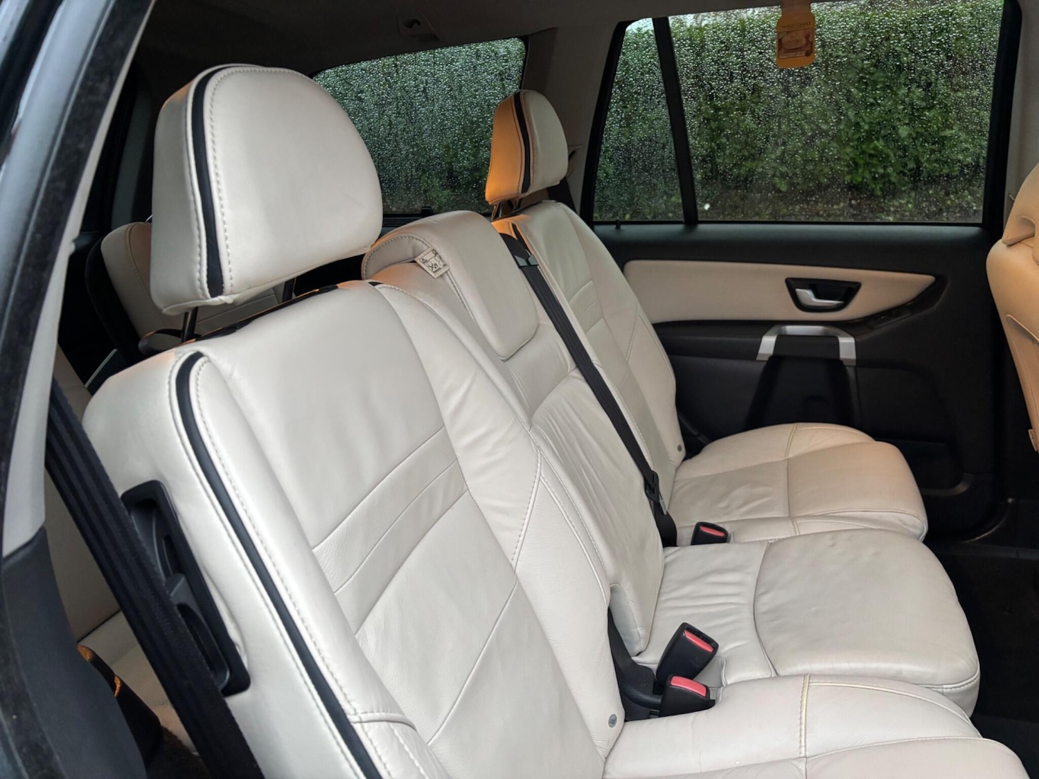 Used Volvo XC90 2011 for sale - 77216064: Photo 22