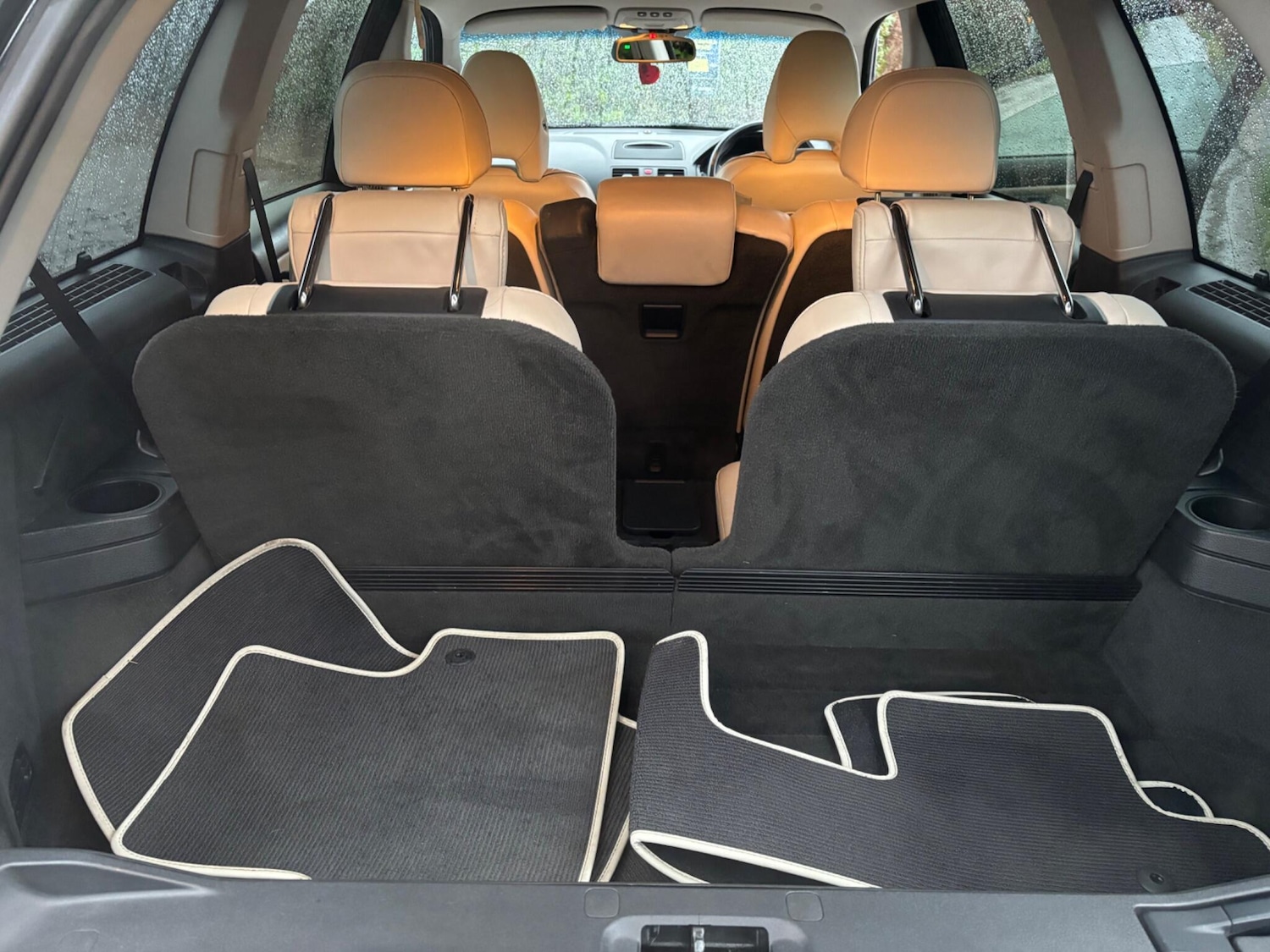 Used Volvo XC90 2011 for sale - 77216064: Photo 26