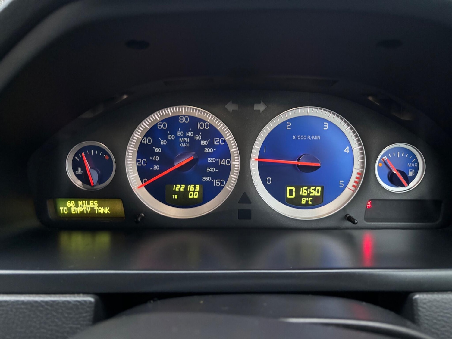 Used Volvo XC90 2011 for sale - 77216064: Photo 29