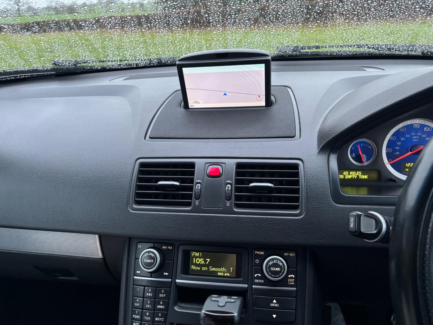 Used Volvo XC90 2011 for sale - 77216064: Photo 35