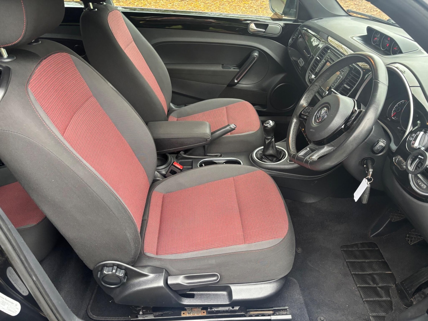 Used Volkswagen Beetle 2014 for sale - 76689402: Photo 14