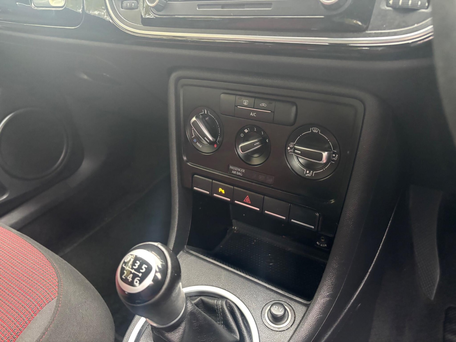 Used Volkswagen Beetle 2014 for sale - 76689402: Photo 20