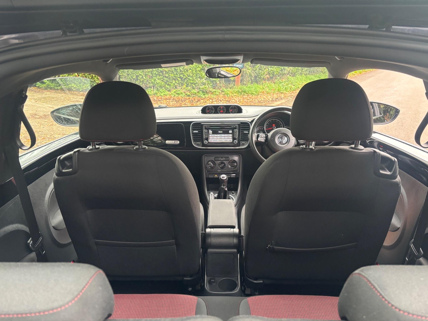 Used Volkswagen Beetle 2014 for sale - 76689402: Photo 25