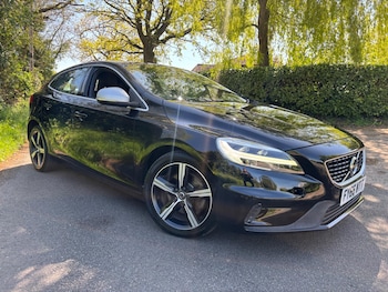 Used Volvo V40 2016 for sale - 78362739: Photo