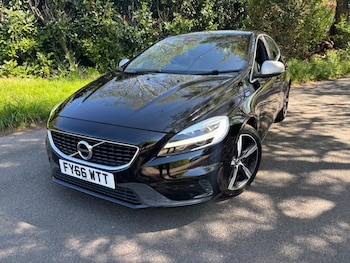 Used Volvo V40 2016 for sale - 78362739: Photo