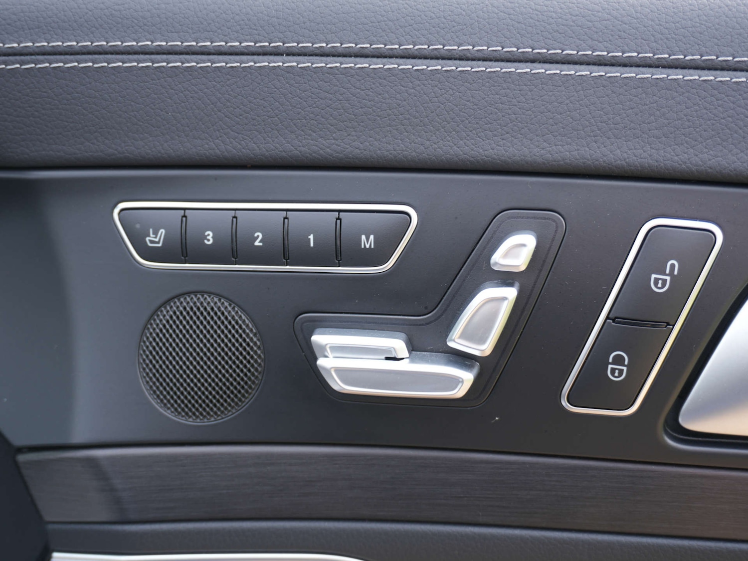 Used Mercedes-Benz SL 2016 for sale - 77880507: Photo 20