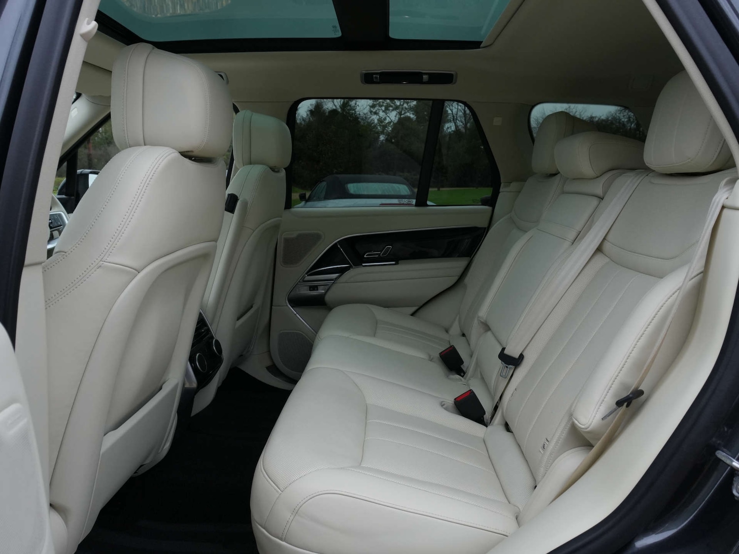 Used Land Rover Range Rover 2024 for sale - 76711685: Photo 18