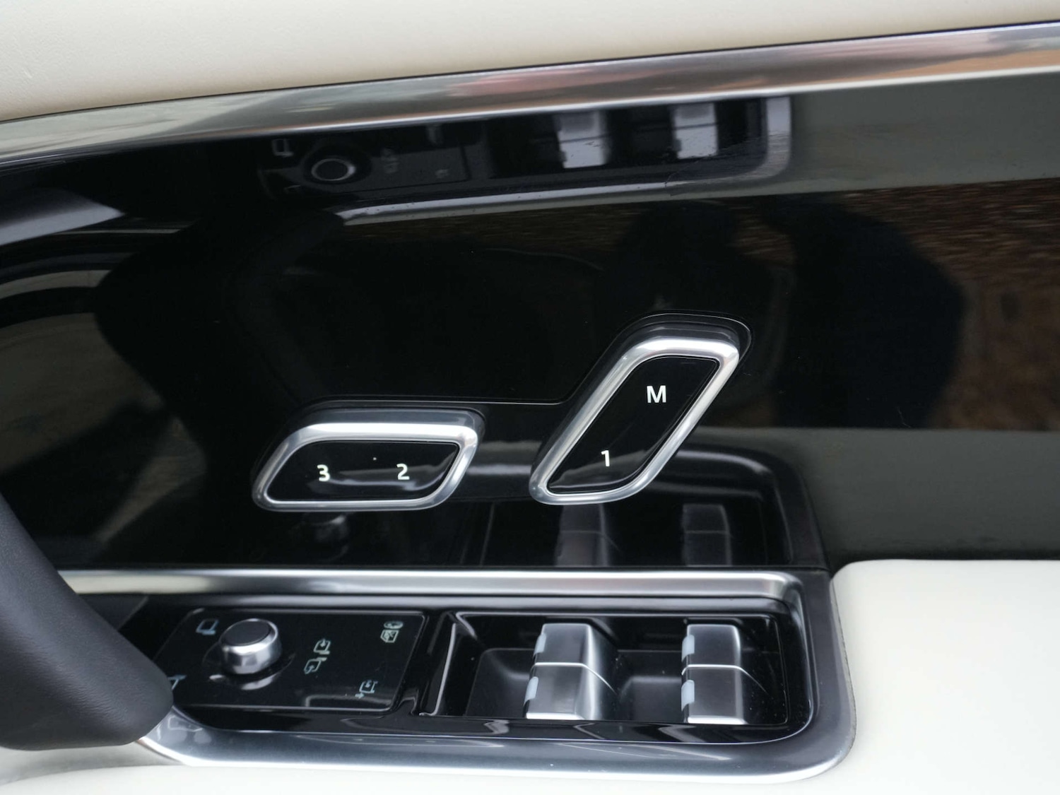 Used Land Rover Range Rover 2024 for sale - 76711685: Photo 22