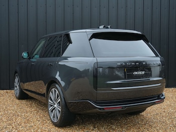 Used Land Rover Range Rover 2024 for sale - 76711685: Photo