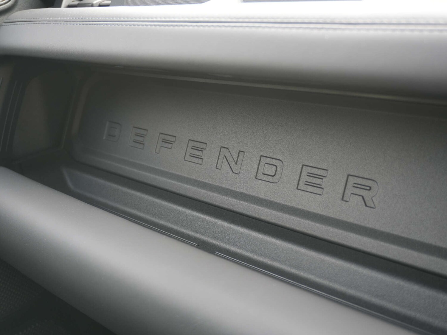 Used Land Rover Defender 90 2021 for sale - 77900957: Photo 34