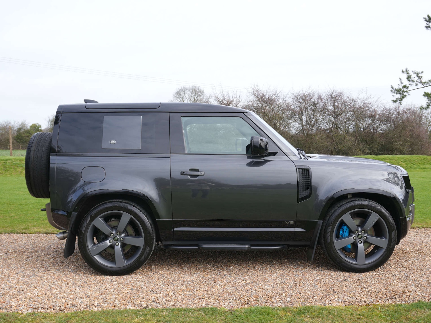 Used Land Rover Defender 90 2021 for sale - 77900957: Photo 4