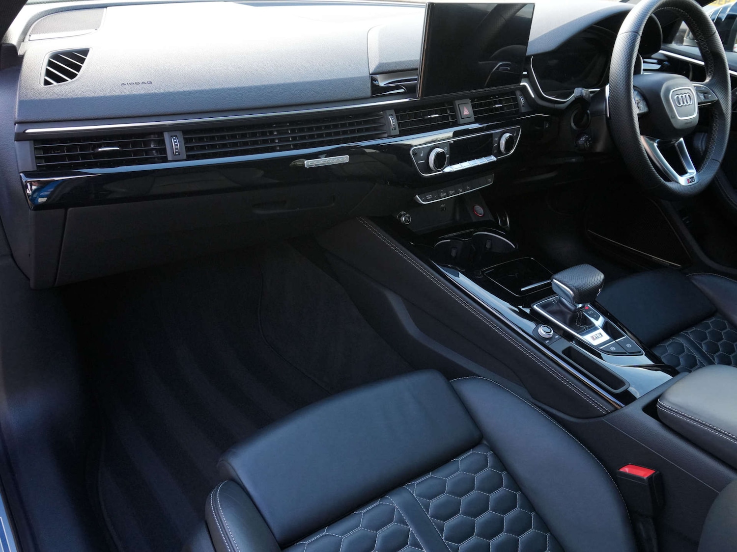 Used Audi RS4 2022 for sale - 76642965: Photo 19