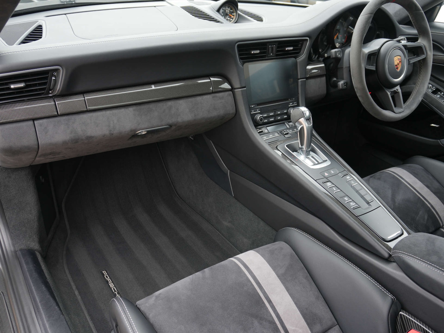 Used Porsche 911 2017 for sale - 76642933: Photo 17