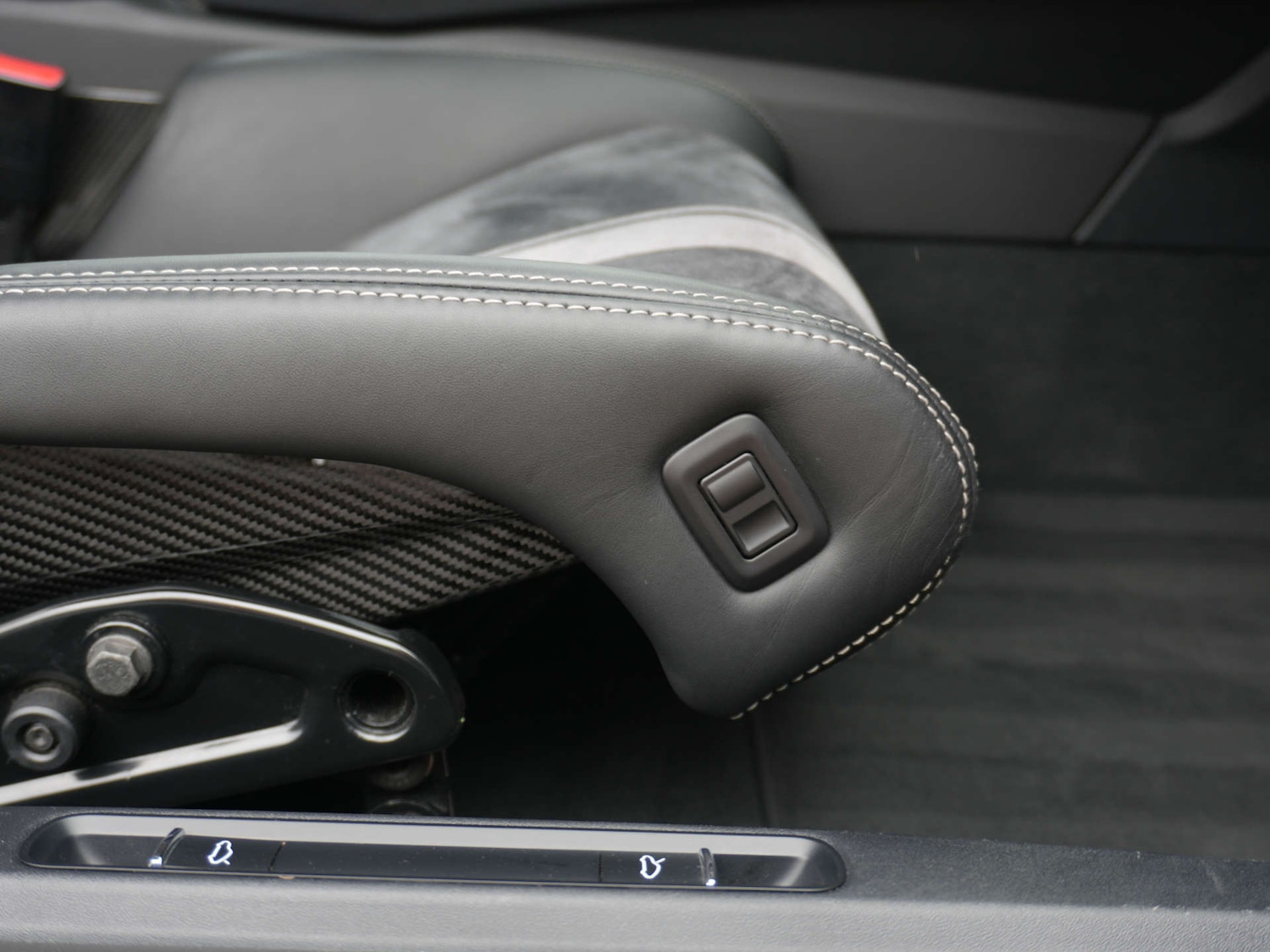 Used Porsche 911 2017 for sale - 76642933: Photo 24