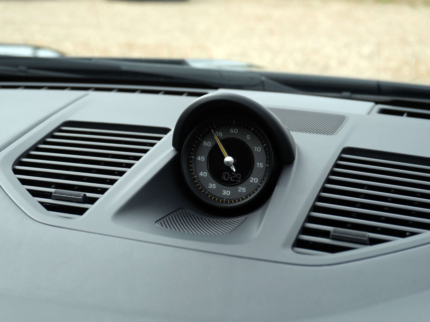 Used Porsche 911 2023 for sale - 76642983: Photo 26