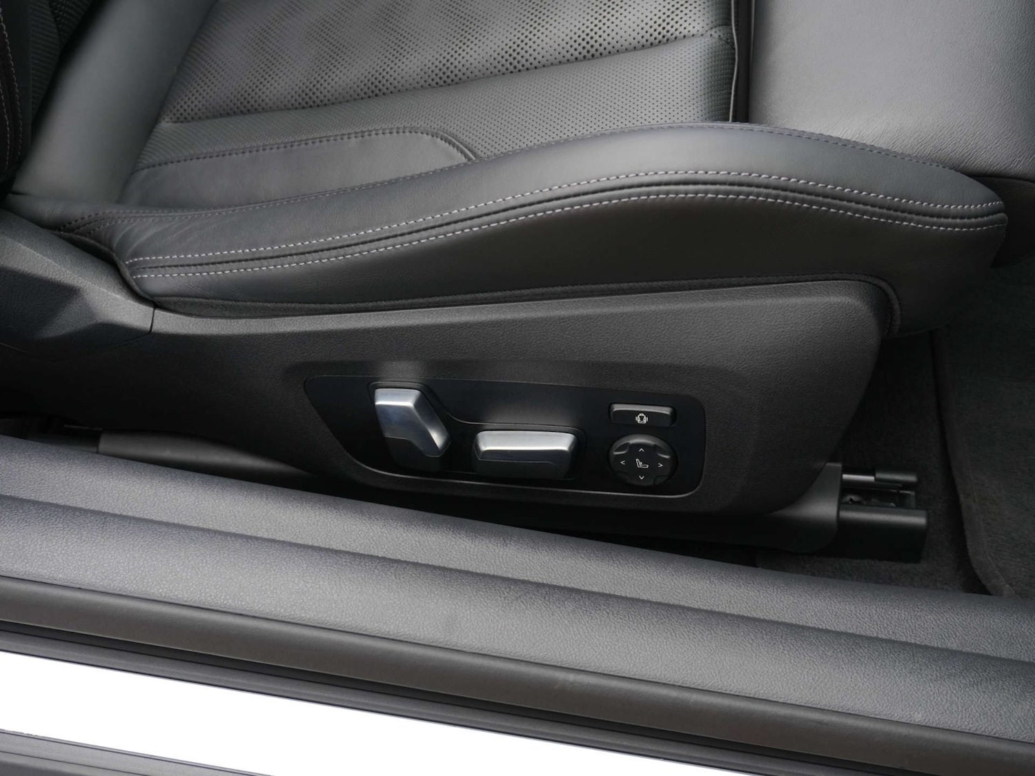 Used BMW M4 2023 for sale - 76642928: Photo 27