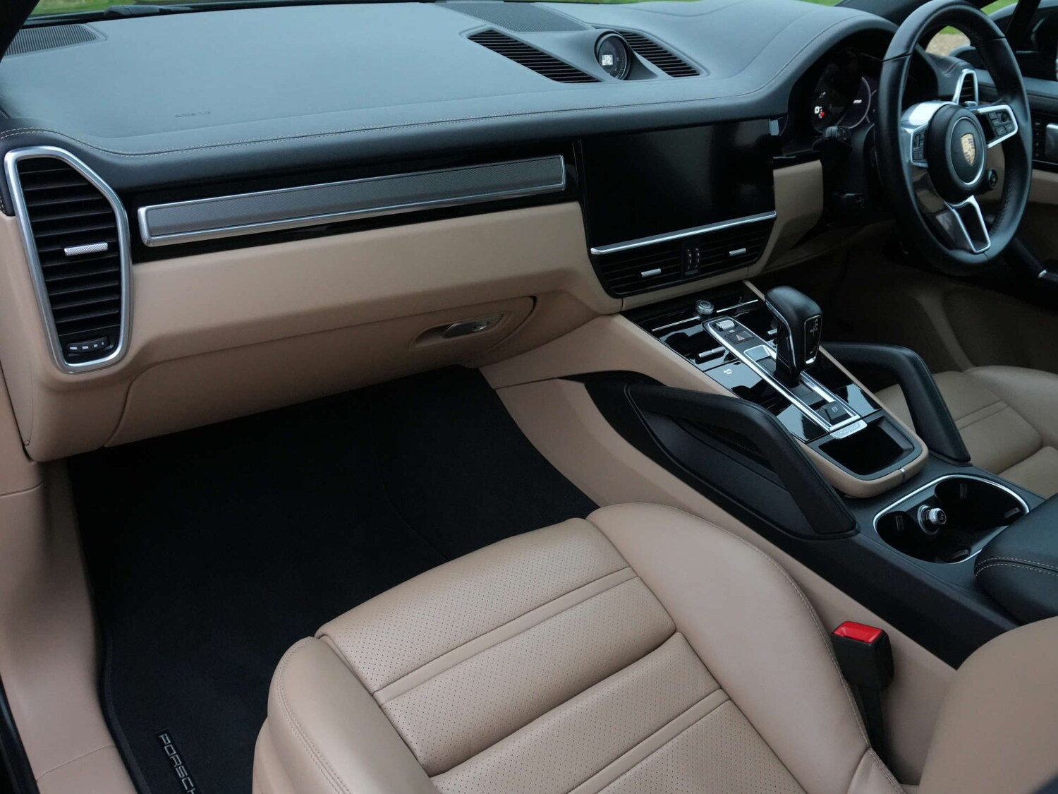 Used Porsche Cayenne 2022 for sale - 76706741: Photo 18