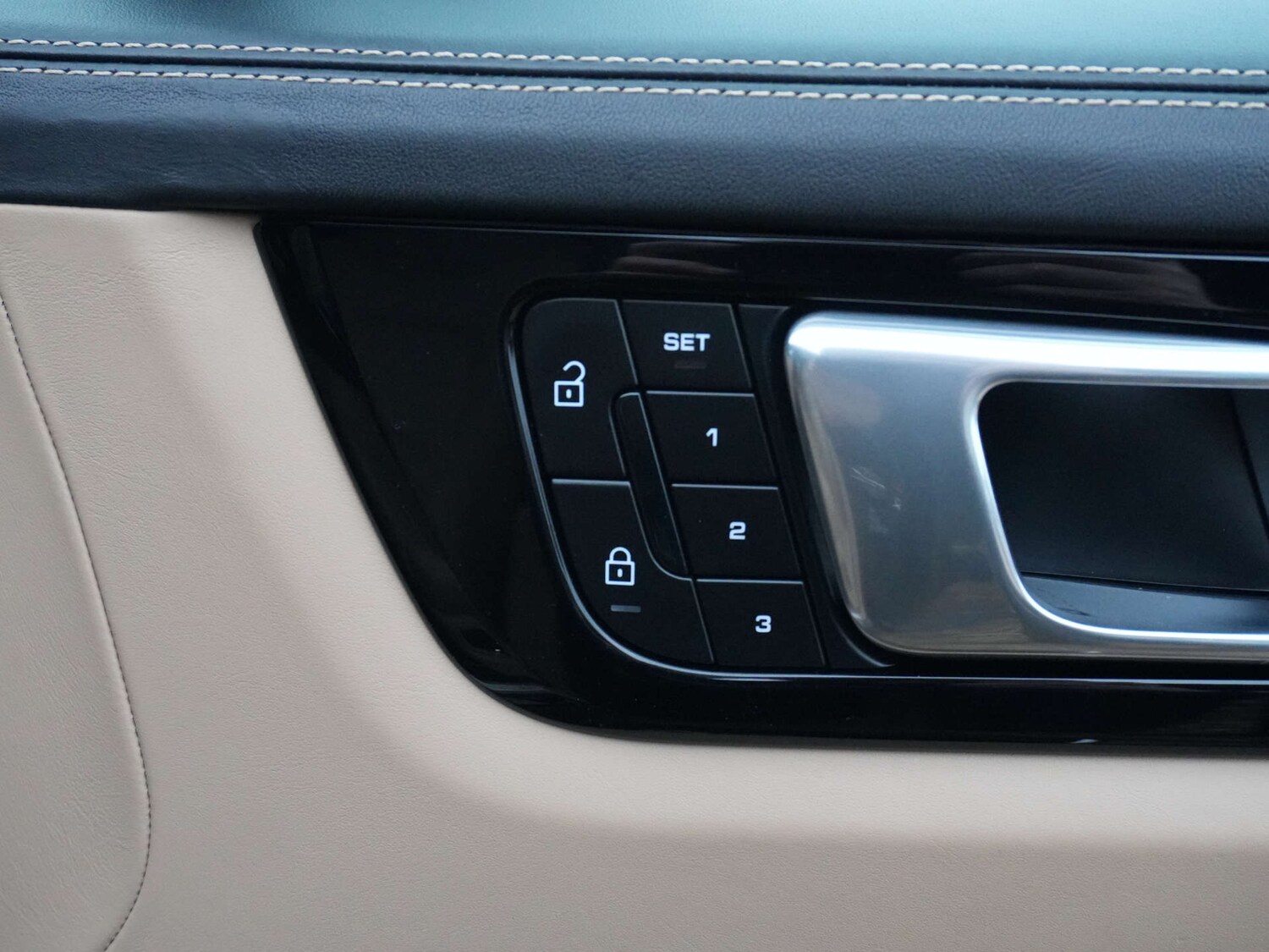 Used Porsche Cayenne 2022 for sale - 76706741: Photo 26