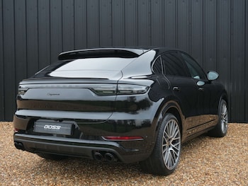 Used Porsche Cayenne 2022 for sale - 76706741: Photo