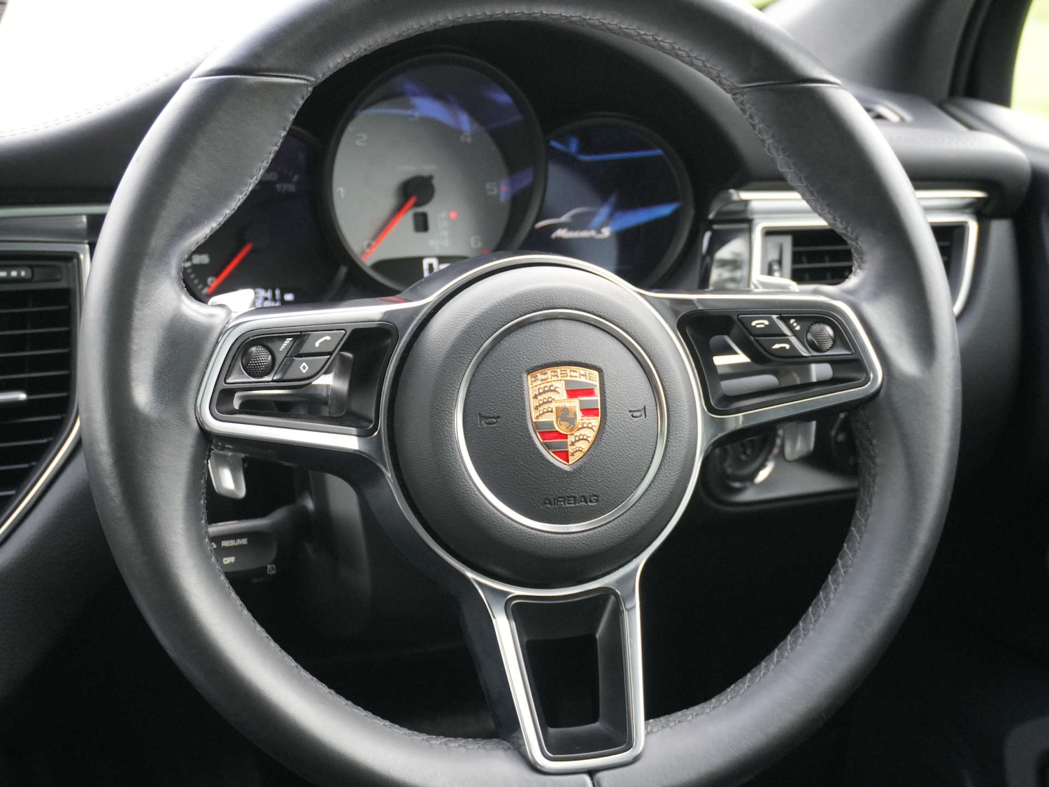 Used Porsche Macan 2015 for sale - 77673748: Photo 18