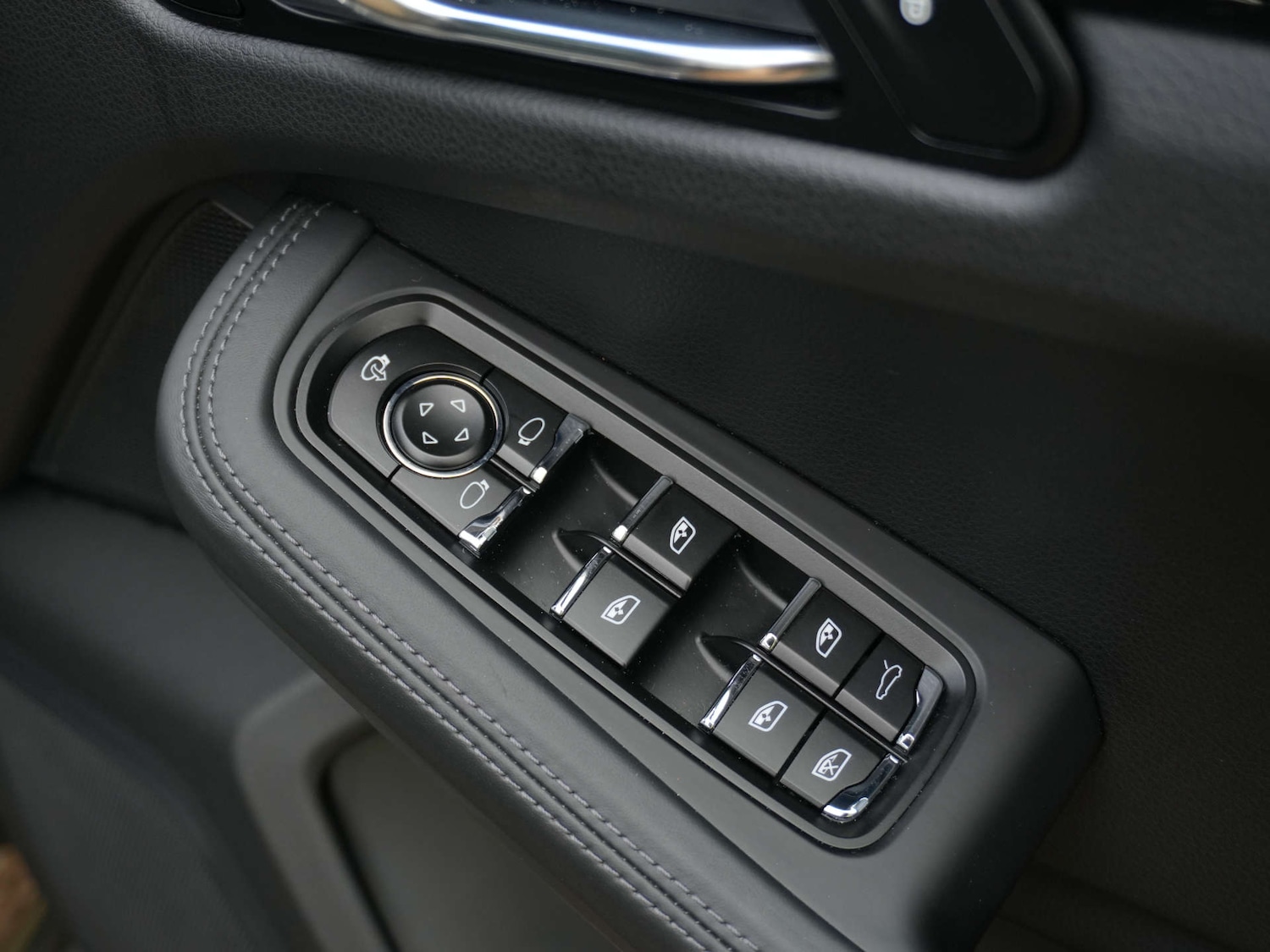 Used Porsche Macan 2015 for sale - 77673748: Photo 22