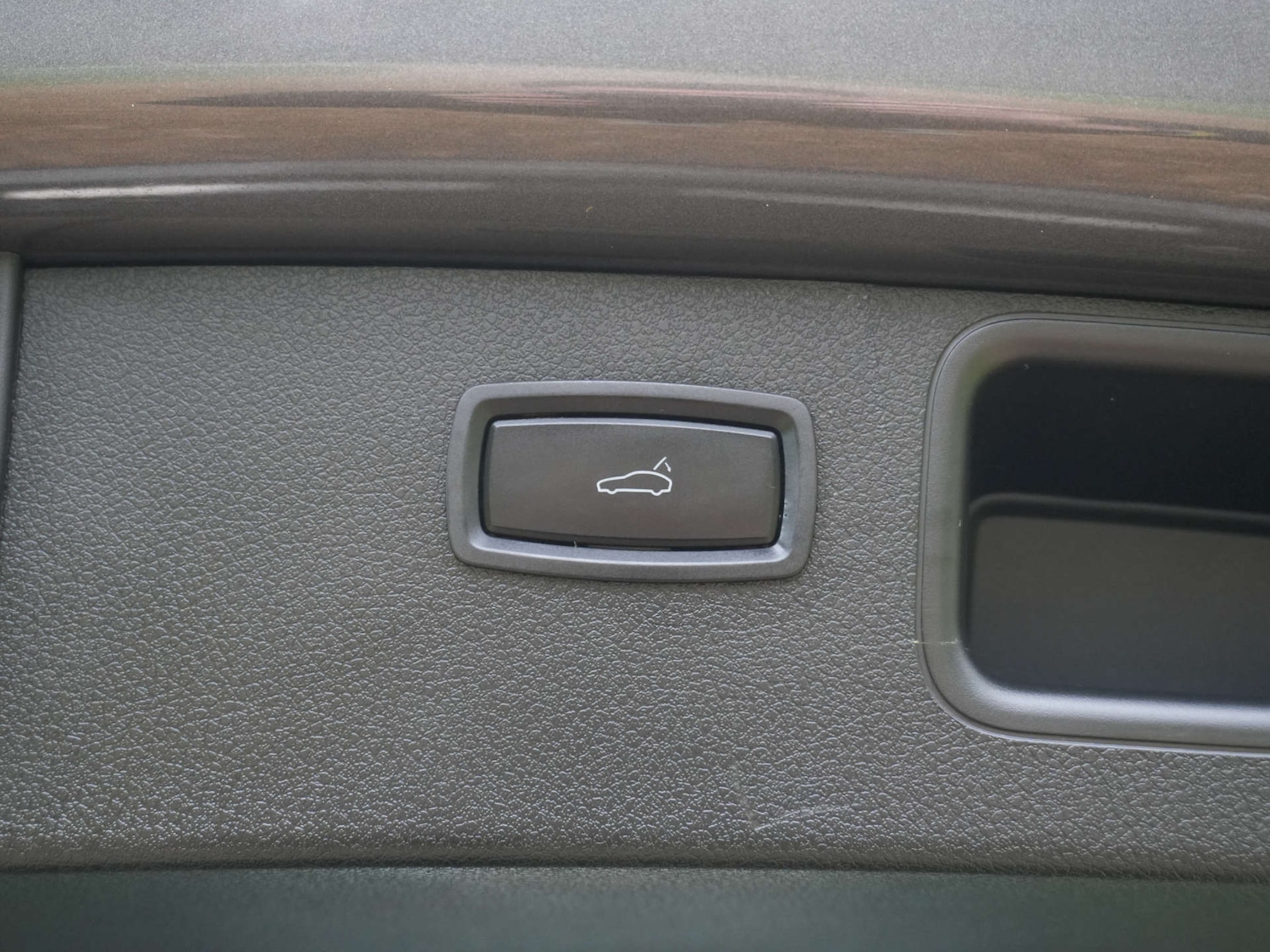 Used Porsche Macan 2015 for sale - 77673748: Photo 46