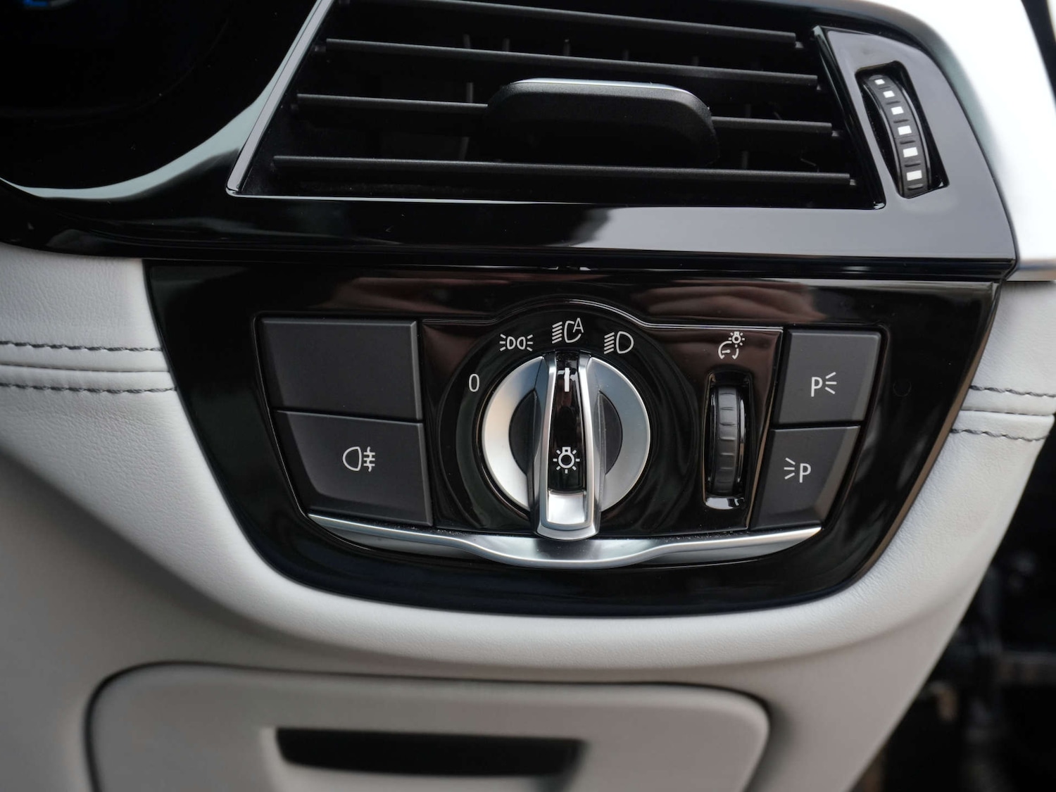 Used BMW M5 2023 for sale - 76642971: Photo 32