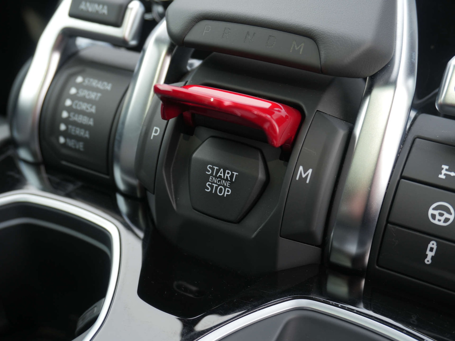 Used Lamborghini Urus 2019 for sale - 76706734: Photo 36