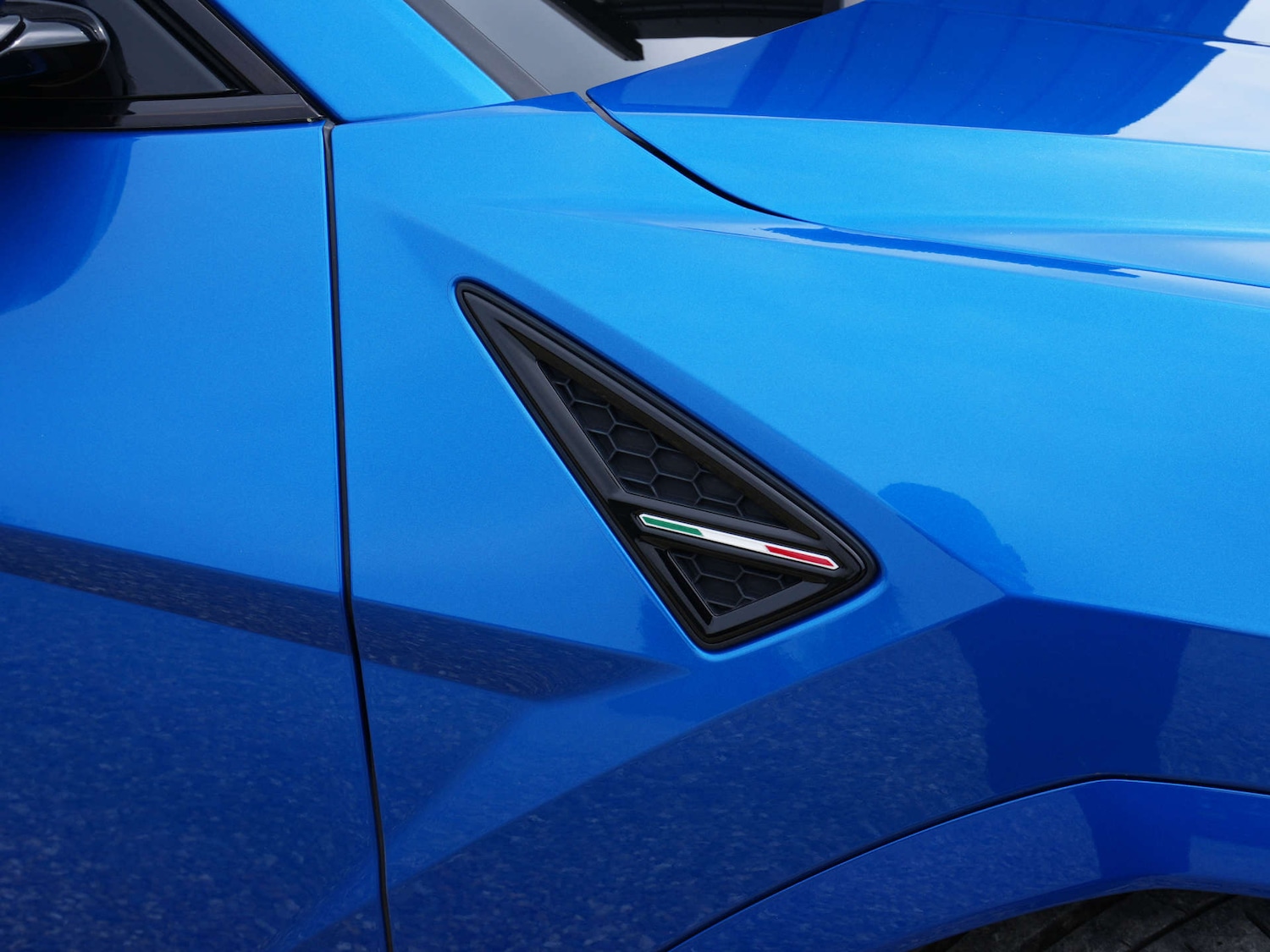 Used Lamborghini Urus 2019 for sale - 76706734: Photo 9