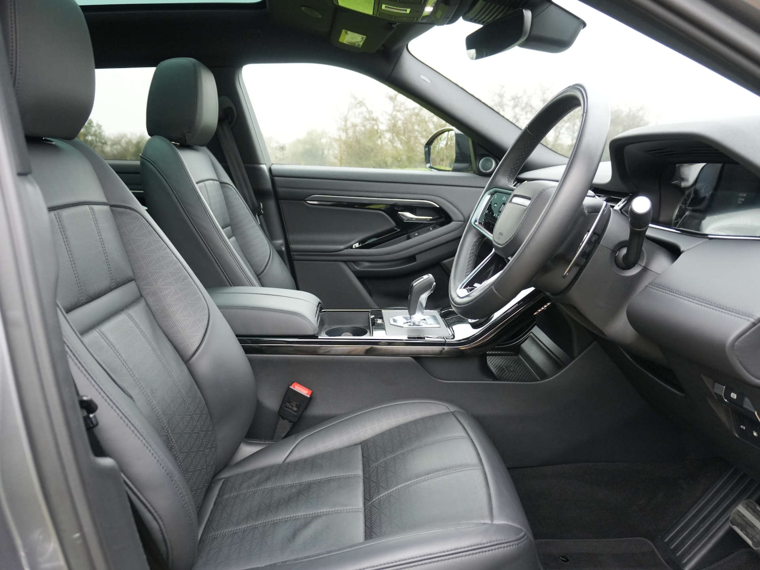 Used Land Rover Range Rover Evoque 2023 for sale - 77775402: Photo 15