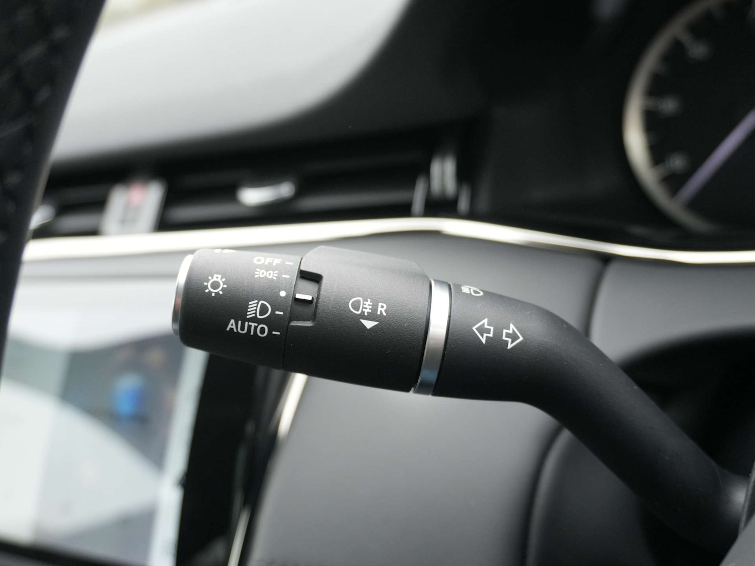 Used Land Rover Range Rover Evoque 2023 for sale - 77775402: Photo 28