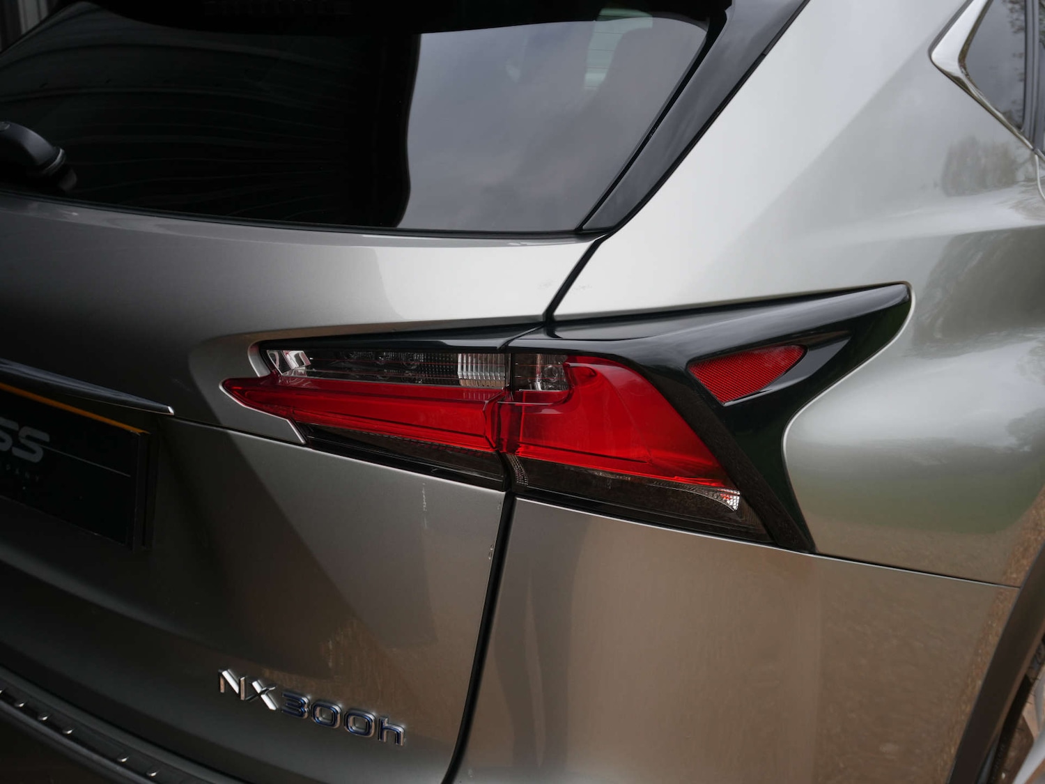 Used Lexus NX 2017 for sale - 76642970: Photo 9