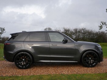 Used Land Rover Range Rover Sport 2023 for sale - 77172422: Photo