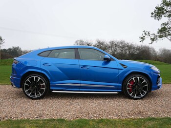 Used Lamborghini Urus 2019 for sale - 78466125: Photo