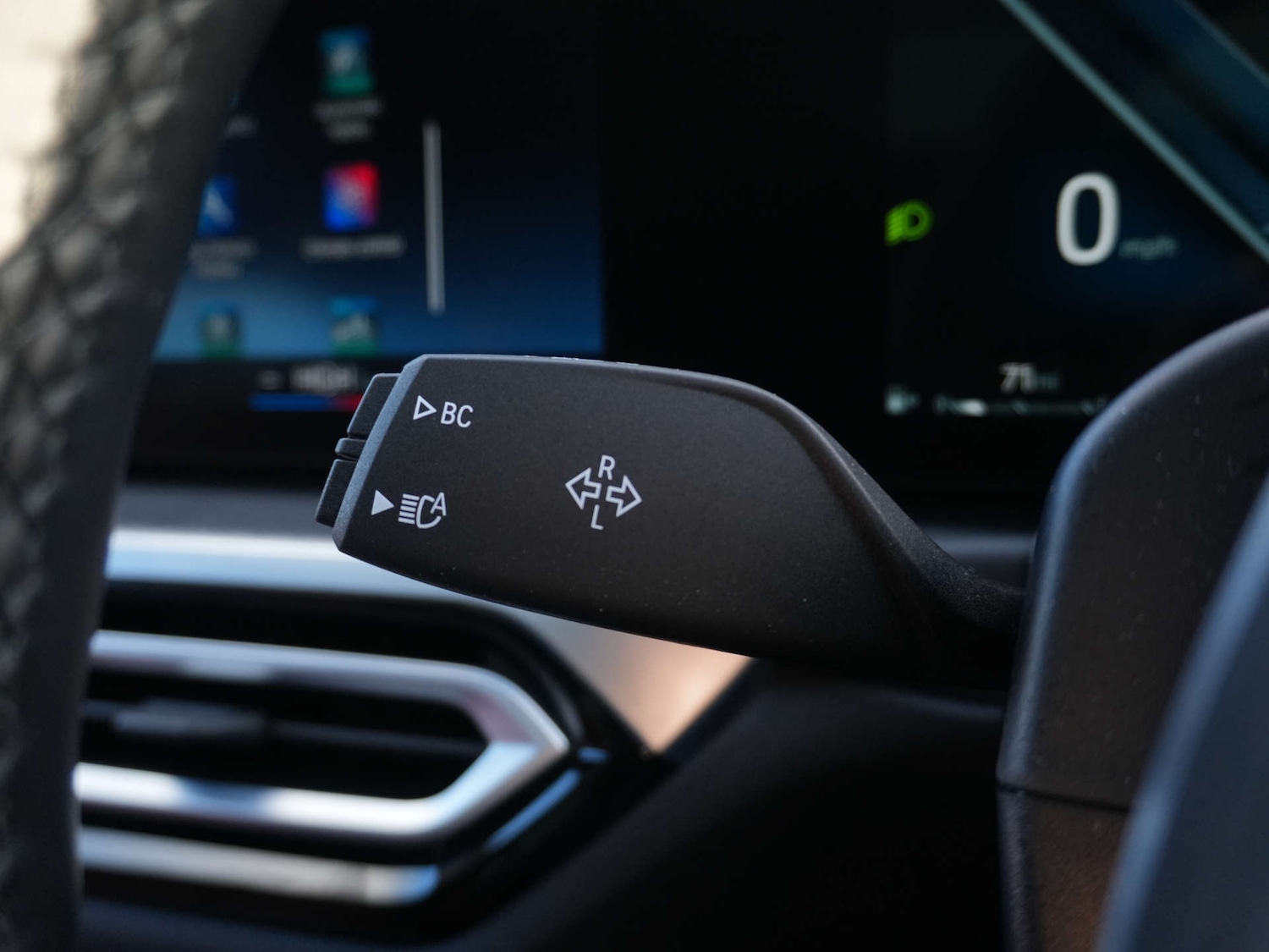 Used BMW 3 Series 2023 for sale - 77118031: Photo 27