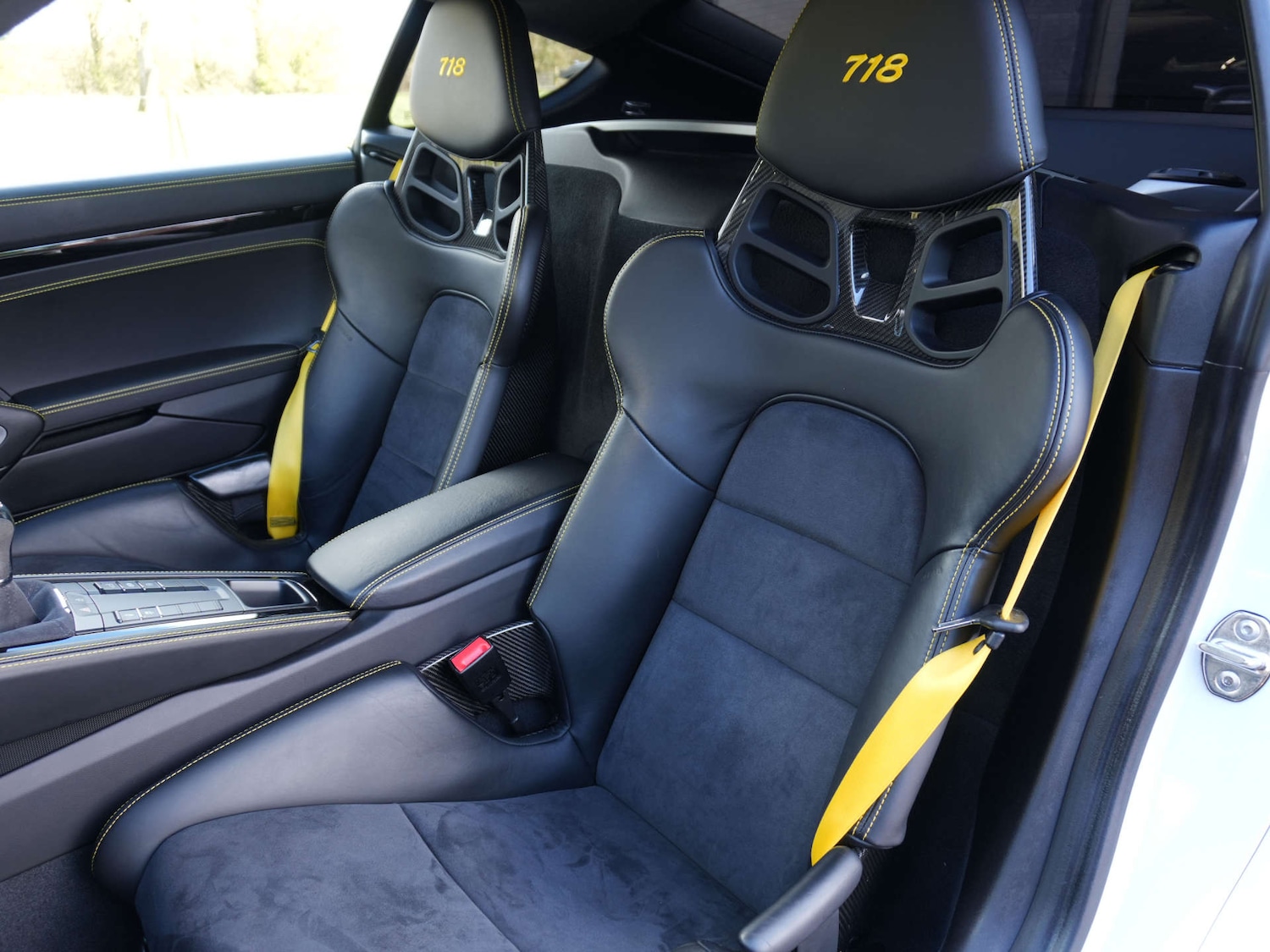 Used Porsche 718 Cayman 2020 for sale - 78053760: Photo 19