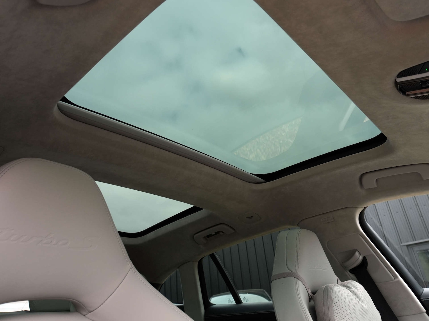 Used Porsche Panamera 2022 for sale - 76642958: Photo 17