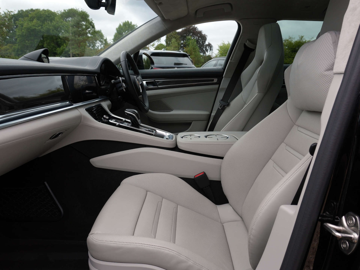 Used Porsche Panamera 2022 for sale - 76642958: Photo 21