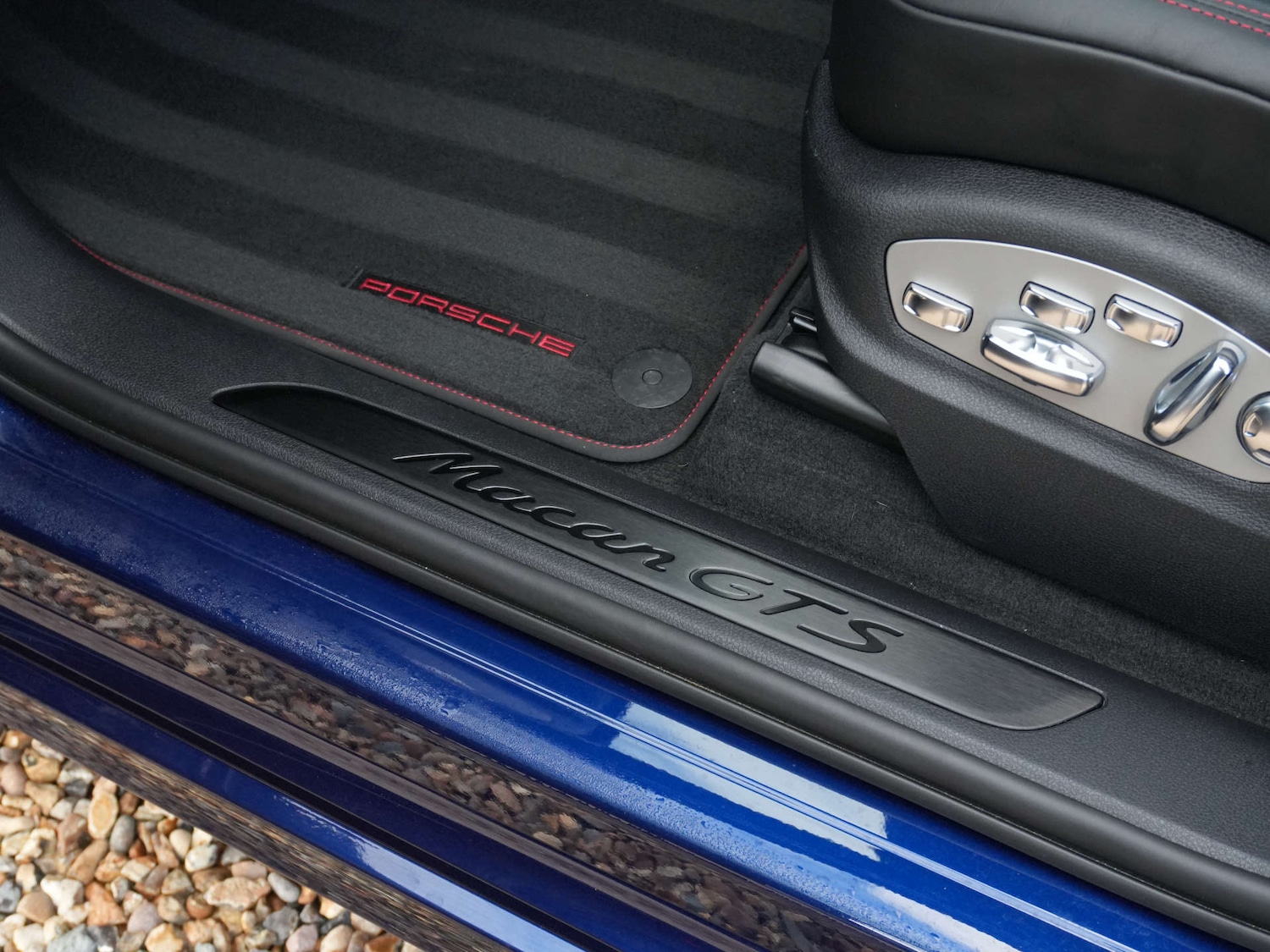 Used Porsche Macan 2022 for sale - 76946117: Photo 11