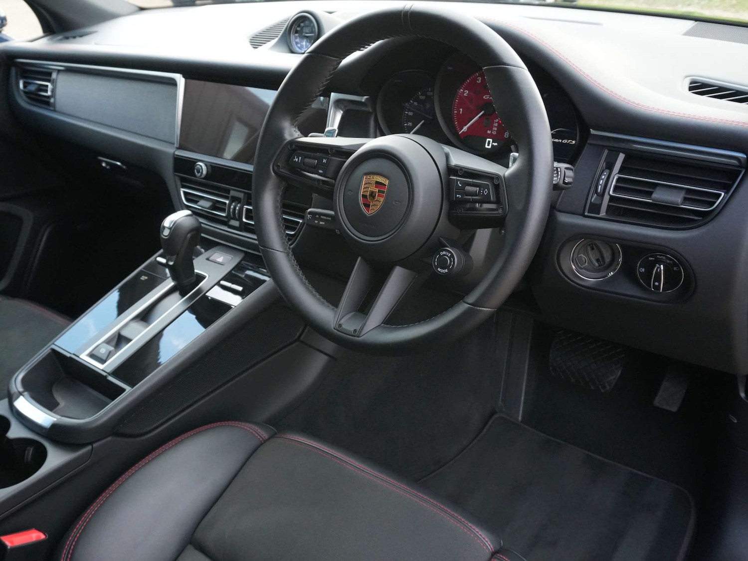 Used Porsche Macan 2022 for sale - 76946117: Photo 14