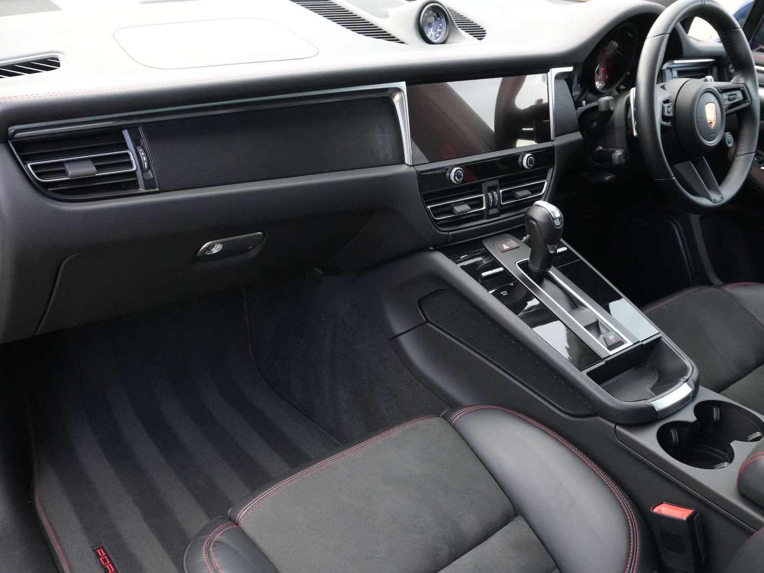 Used Porsche Macan 2022 for sale - 76946117: Photo 16