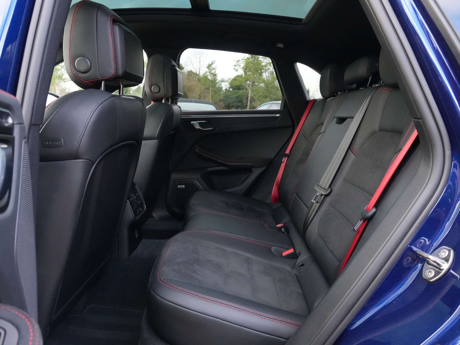 Used Porsche Macan 2022 for sale - 76946117: Photo 18