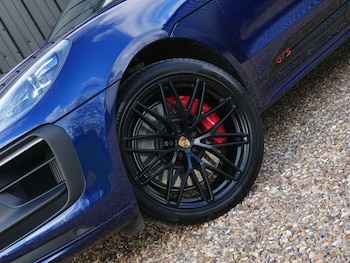 Used Porsche Macan 2022 for sale - 76946117: Photo