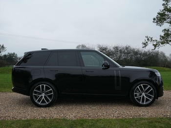 Used Land Rover Range Rover 2024 for sale - 77026740: Photo