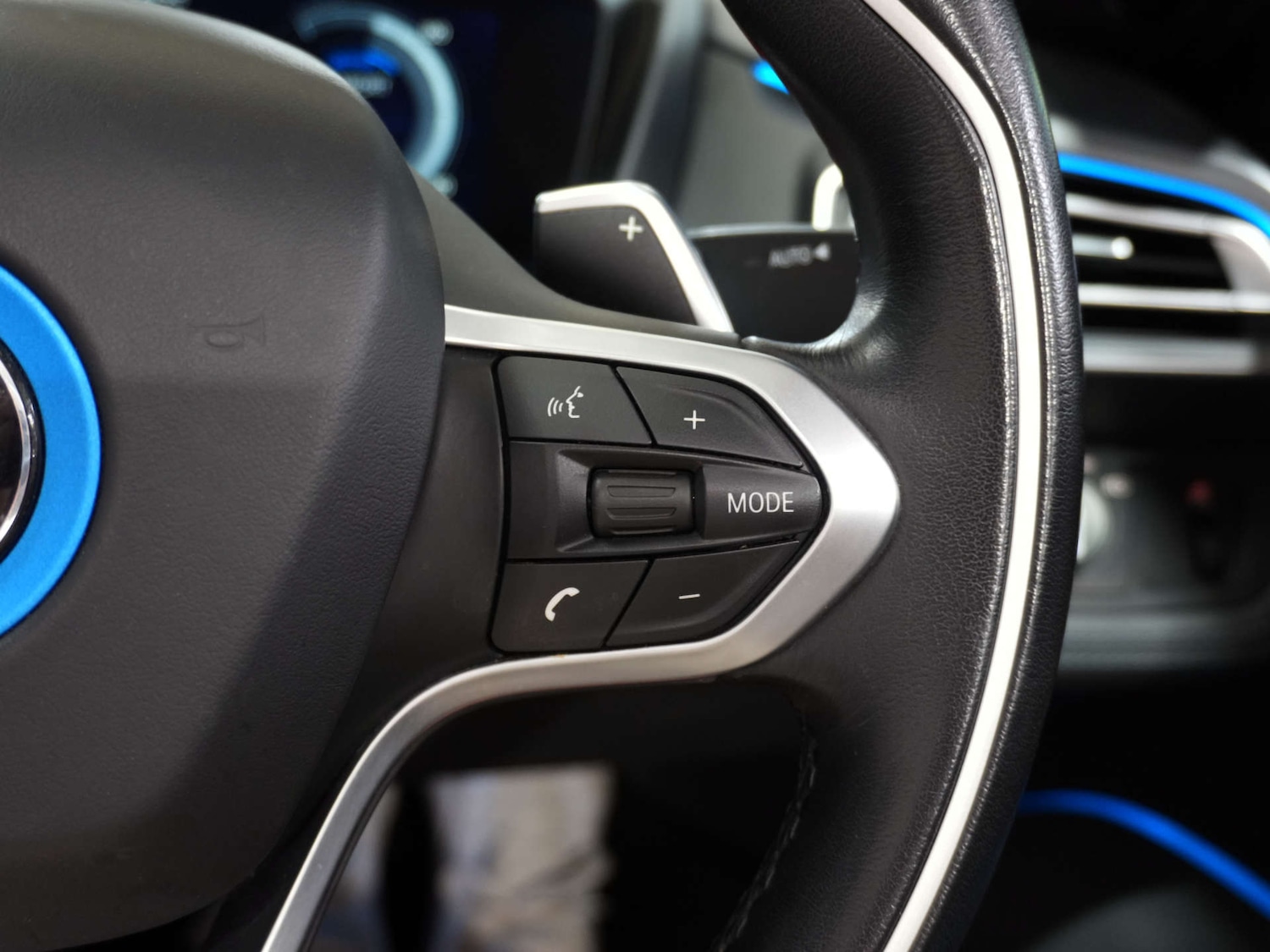 Used BMW i8 2018 for sale - 76642917: Photo 15